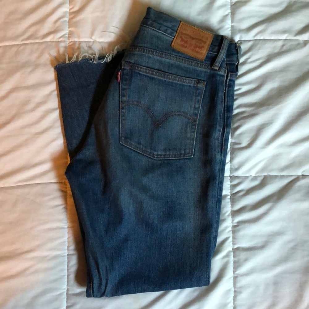 Levi’s wedgie fit jeans